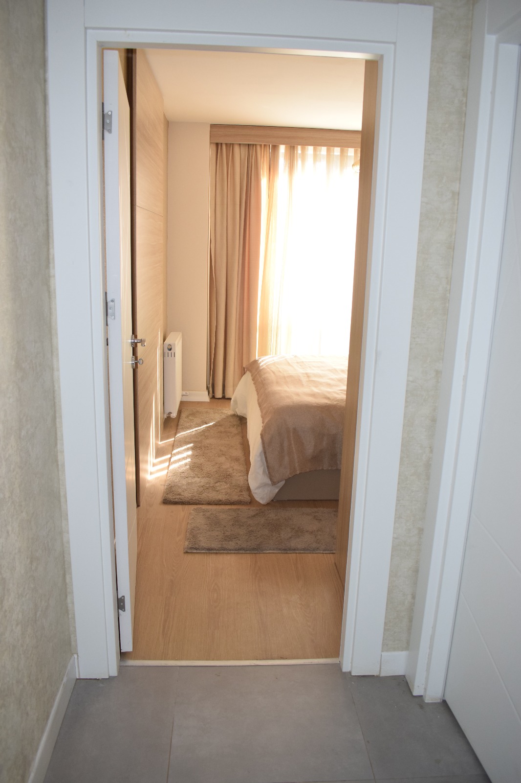 925d087a-888d-45da-ad36-b84f4ee3a637