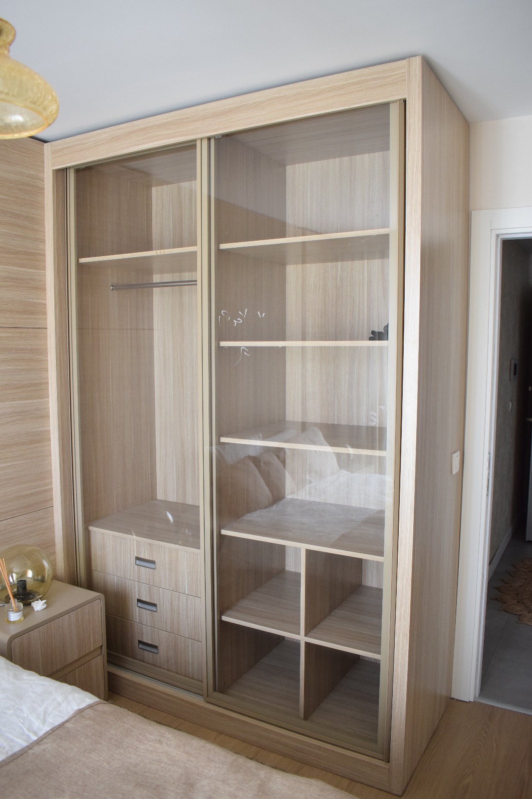 e372d9c9-fe30-491f-b91f-4425aaa22070